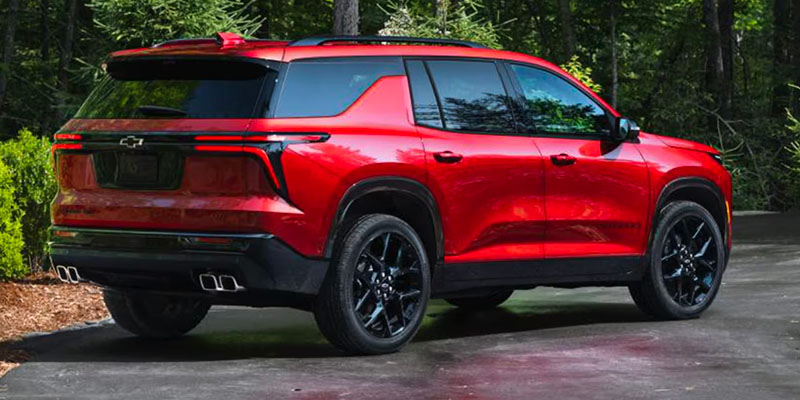 2025 Chevy Traverse in red