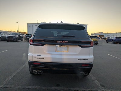 2026 GMC Acadia Elevation