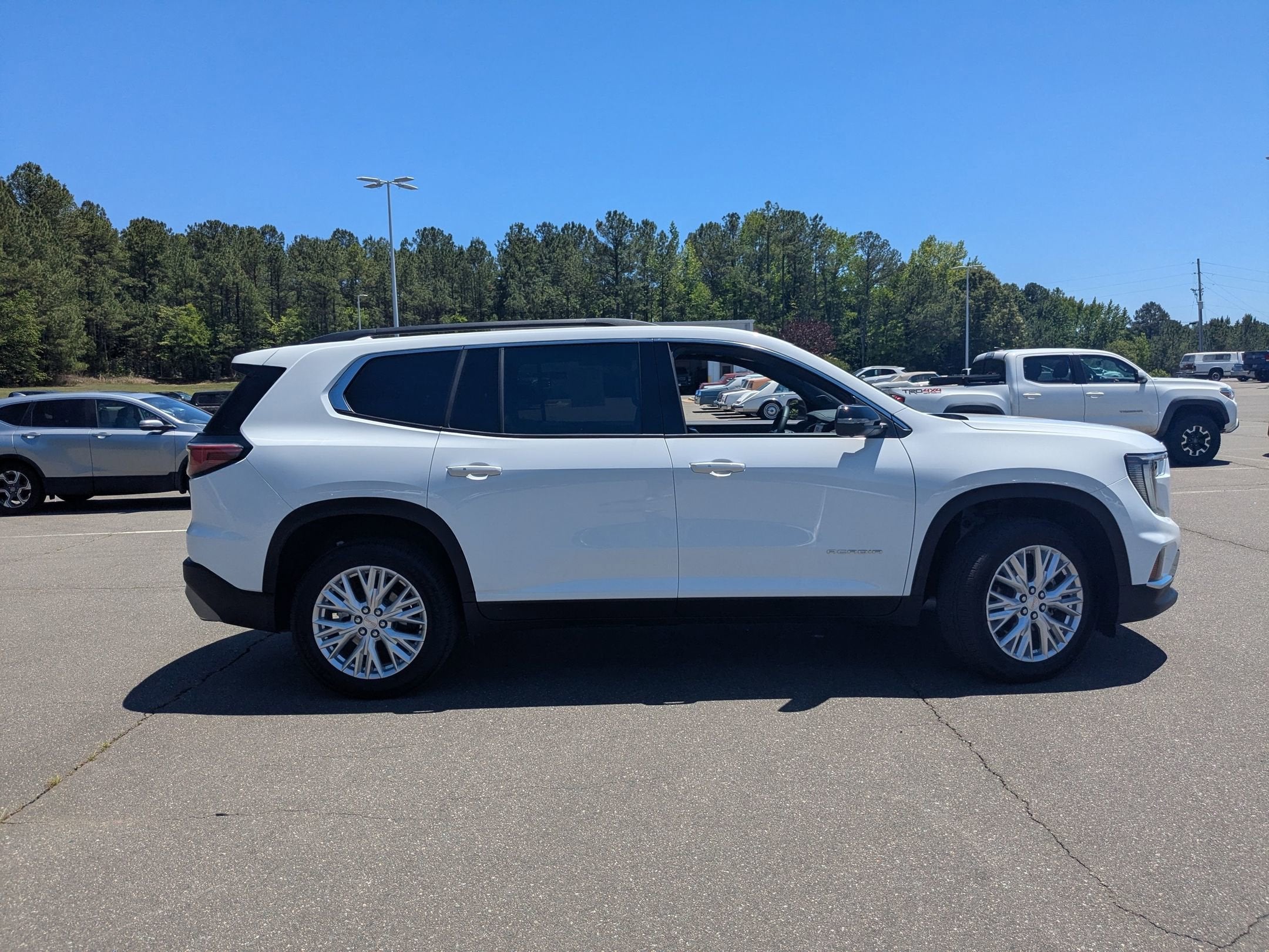 2026 GMC Acadia FWD Elevation