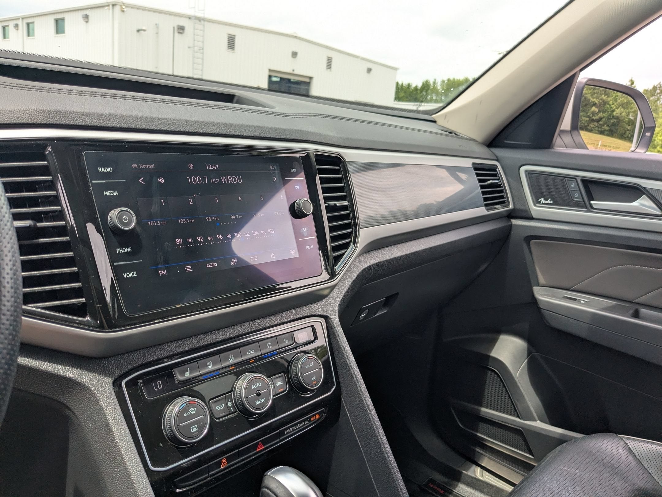 2022 Volkswagen Atlas 3.6L V6 SEL Premium R-Line