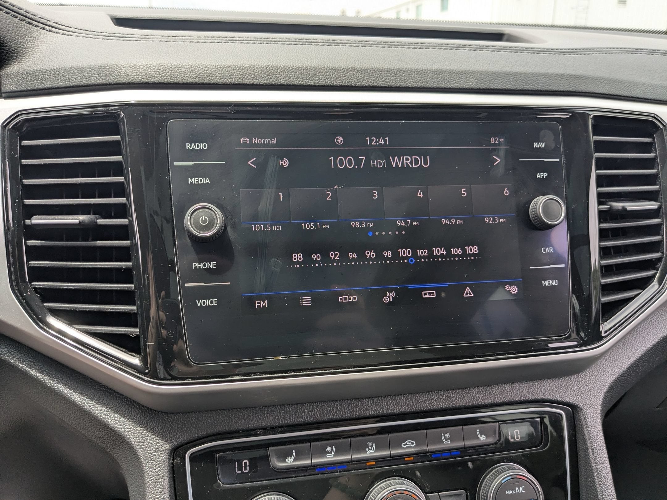 2022 Volkswagen Atlas 3.6L V6 SEL Premium R-Line