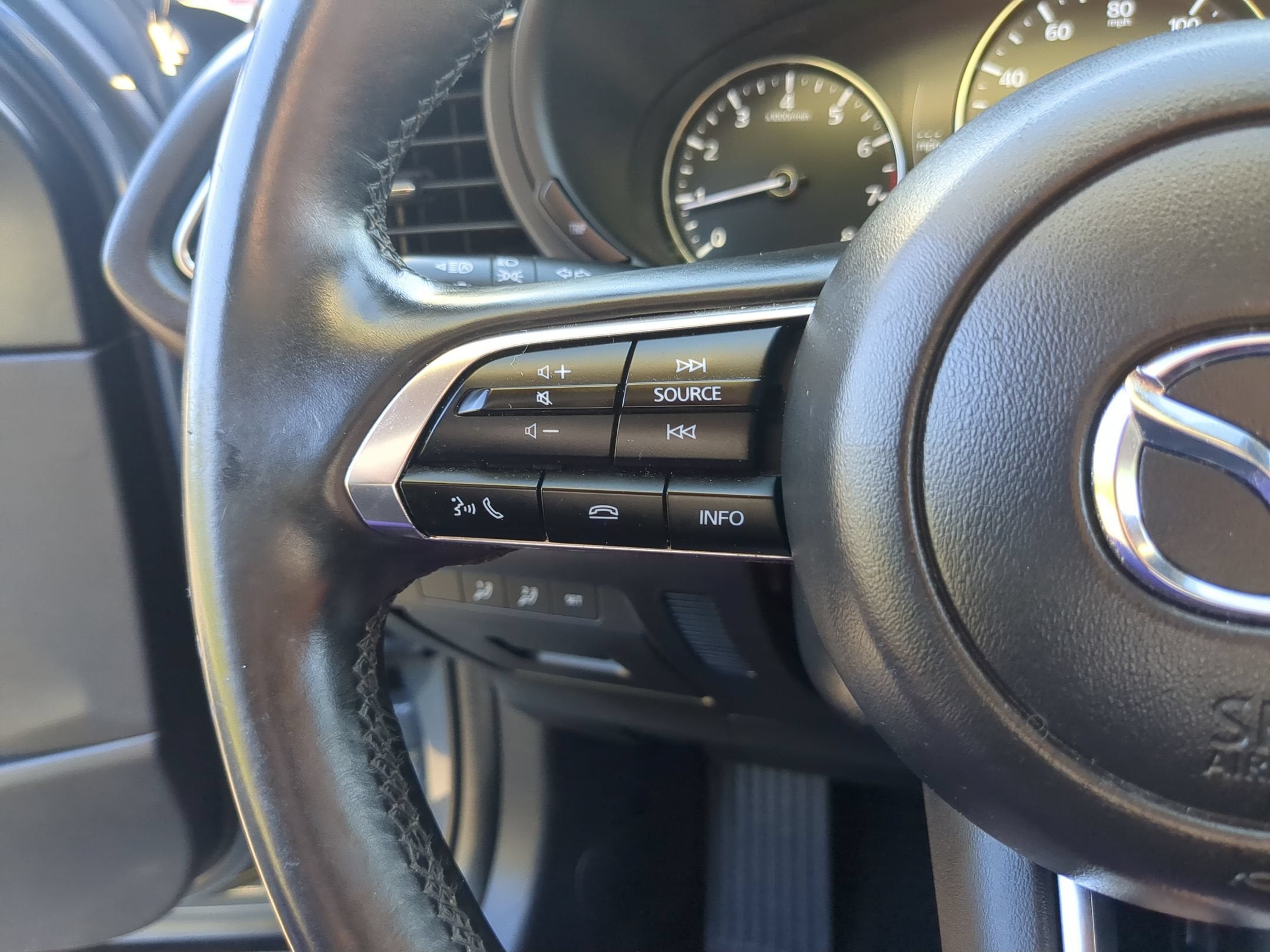 2024 Mazda CX-30 Carbon Edition - Photo 17
