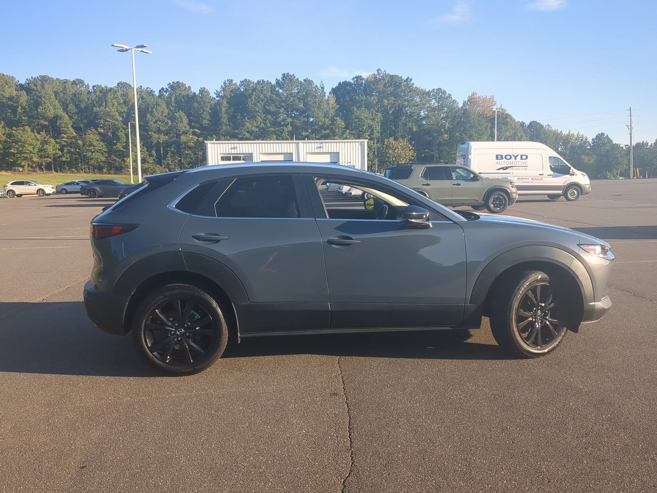 2024 Mazda CX-30 Carbon Edition - Photo 2