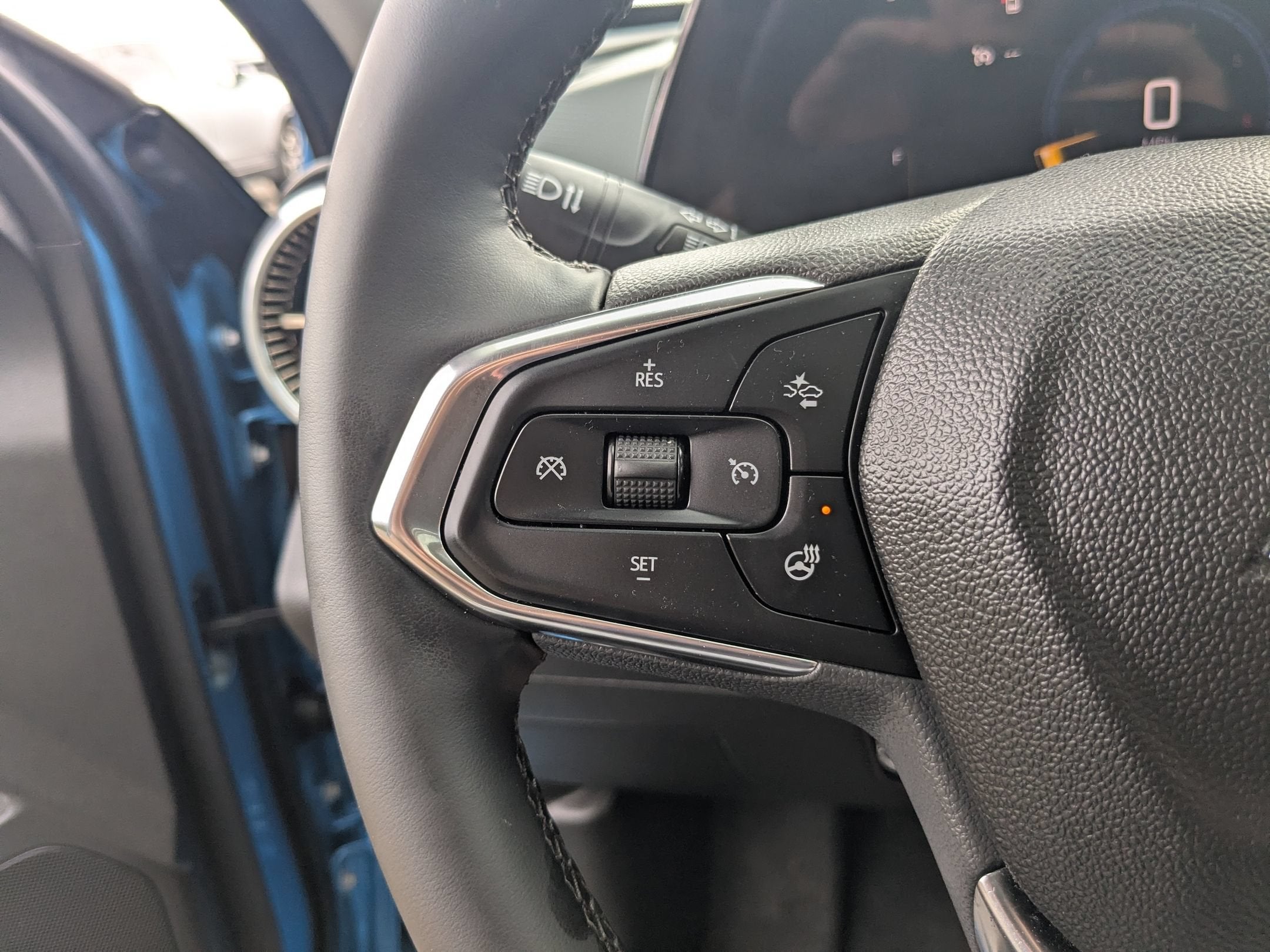 2025 Chevrolet Trax Activ - Photo 16