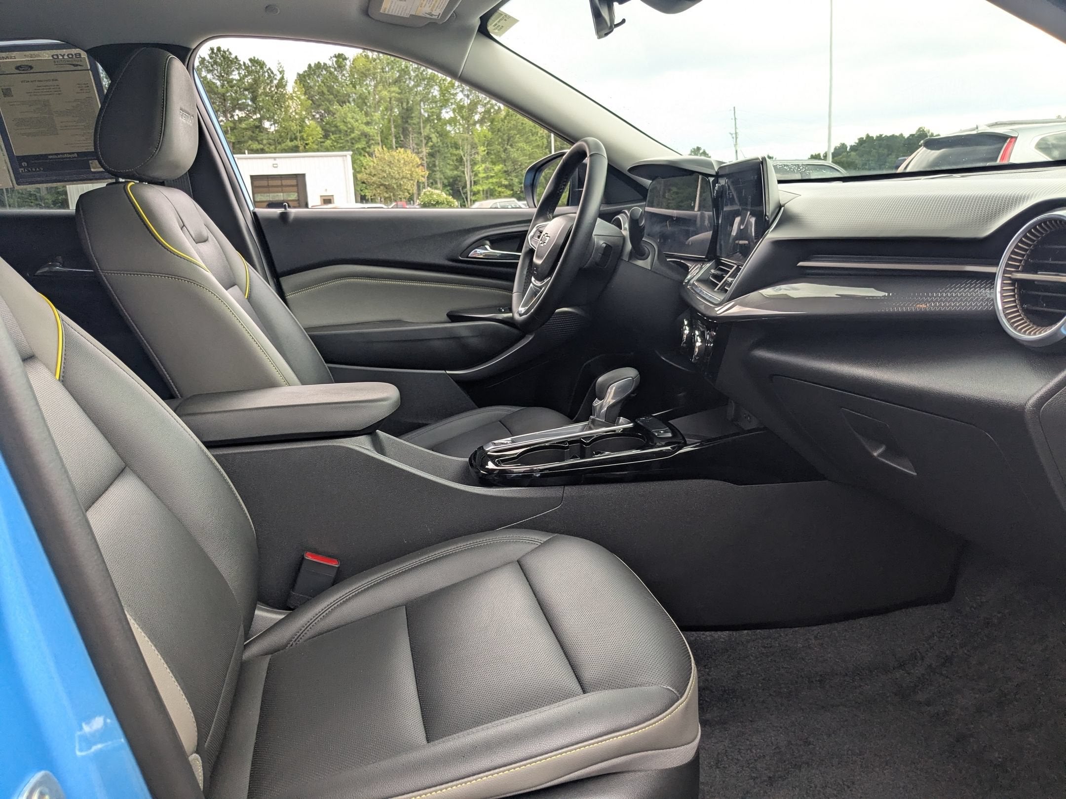 2025 Chevrolet Trax Activ - Photo 32