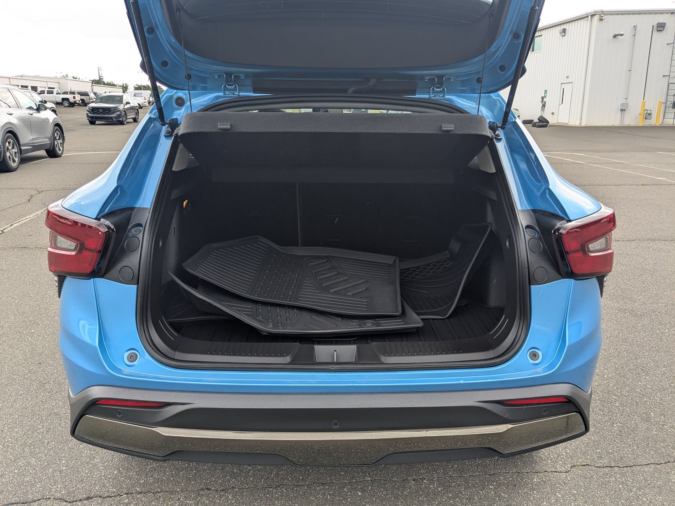 2025 Chevrolet Trax Activ - Photo 8