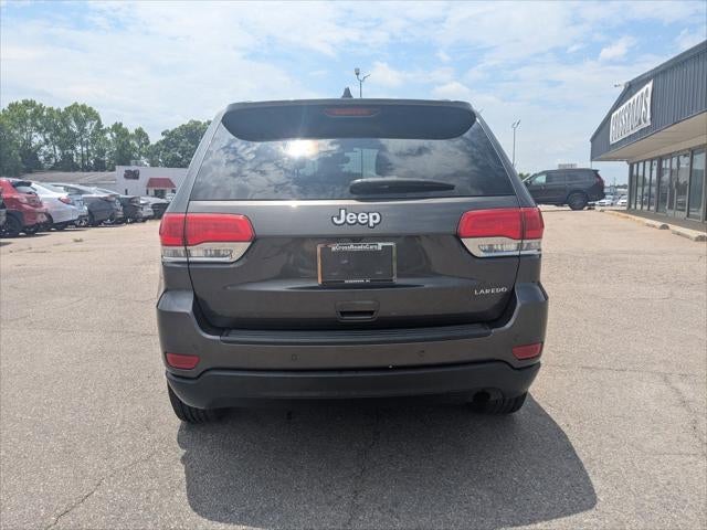 2017 Jeep Grand Cherokee Laredo 4x2