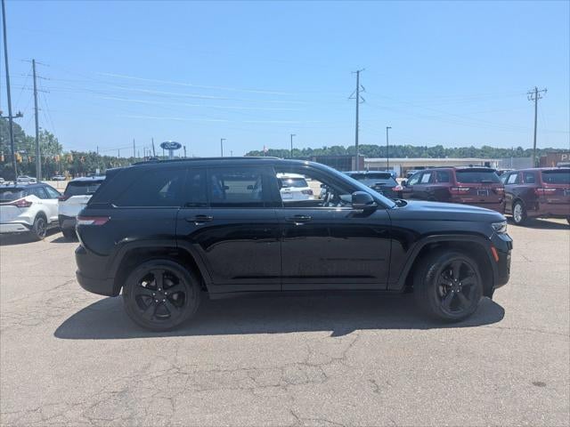 2023 Jeep Grand Cherokee Altitude 4x4