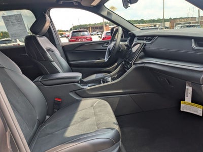 2025 Jeep Grand Cherokee L Altitude X 4x4