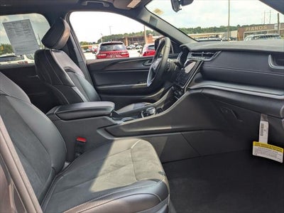 2025 Jeep Grand Cherokee L Altitude X 4x4