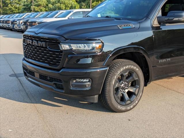 2025 RAM 1500 Big Horn Crew Cab 4x4 5'7' Box