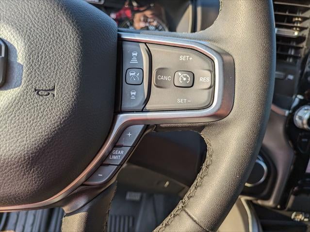 2025 RAM 1500 Big Horn Crew Cab 4x4 5'7' Box
