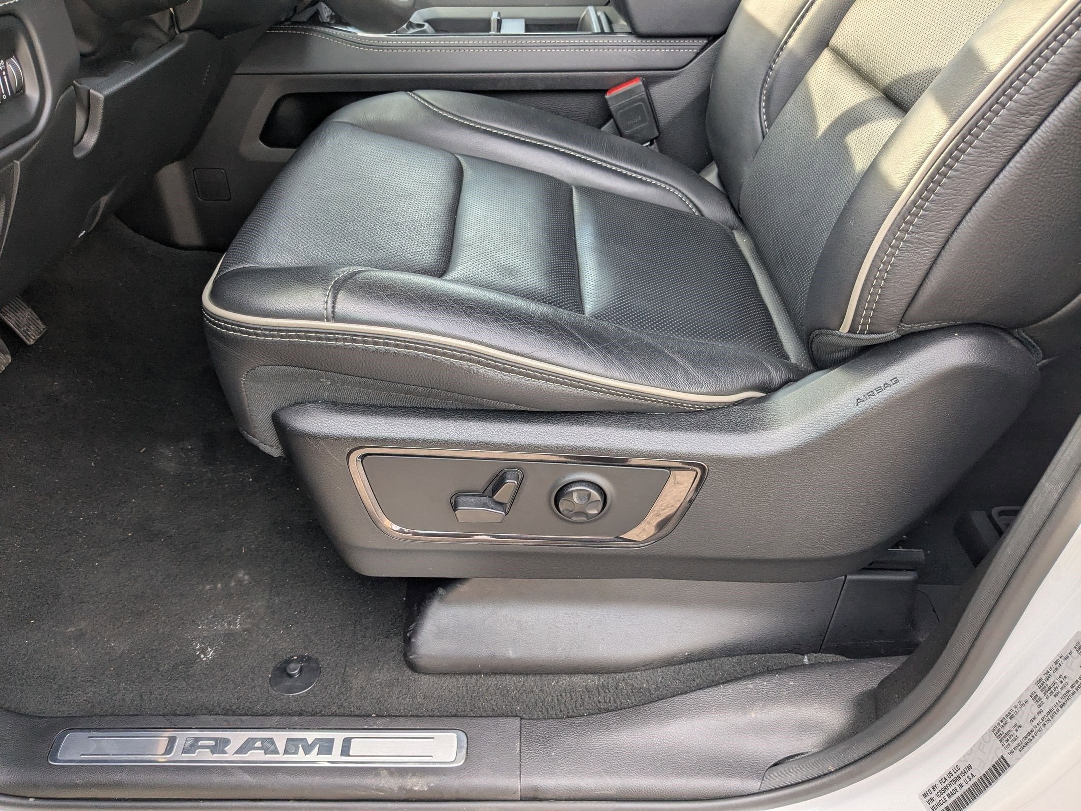 2024 RAM 1500 Limited Crew Cab 4x4 5'7' Box