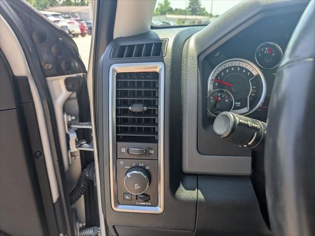 2018 RAM 1500 Big Horn Crew Cab 4x4 5'7' Box