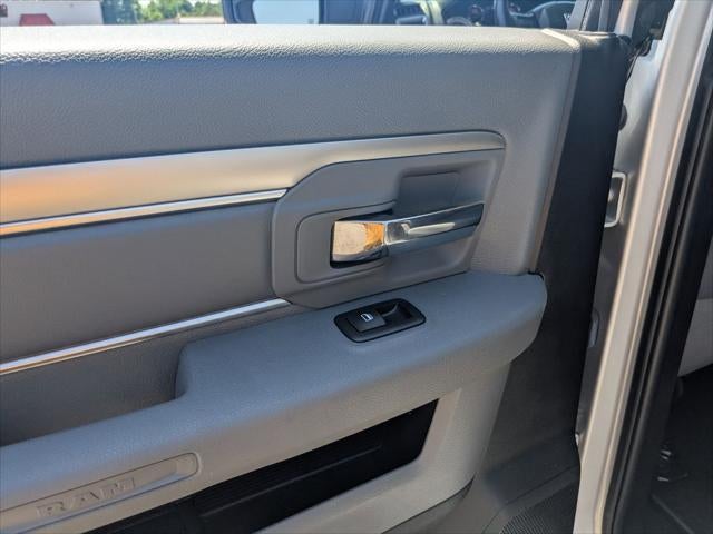 2018 RAM 1500 Big Horn Crew Cab 4x4 5'7' Box