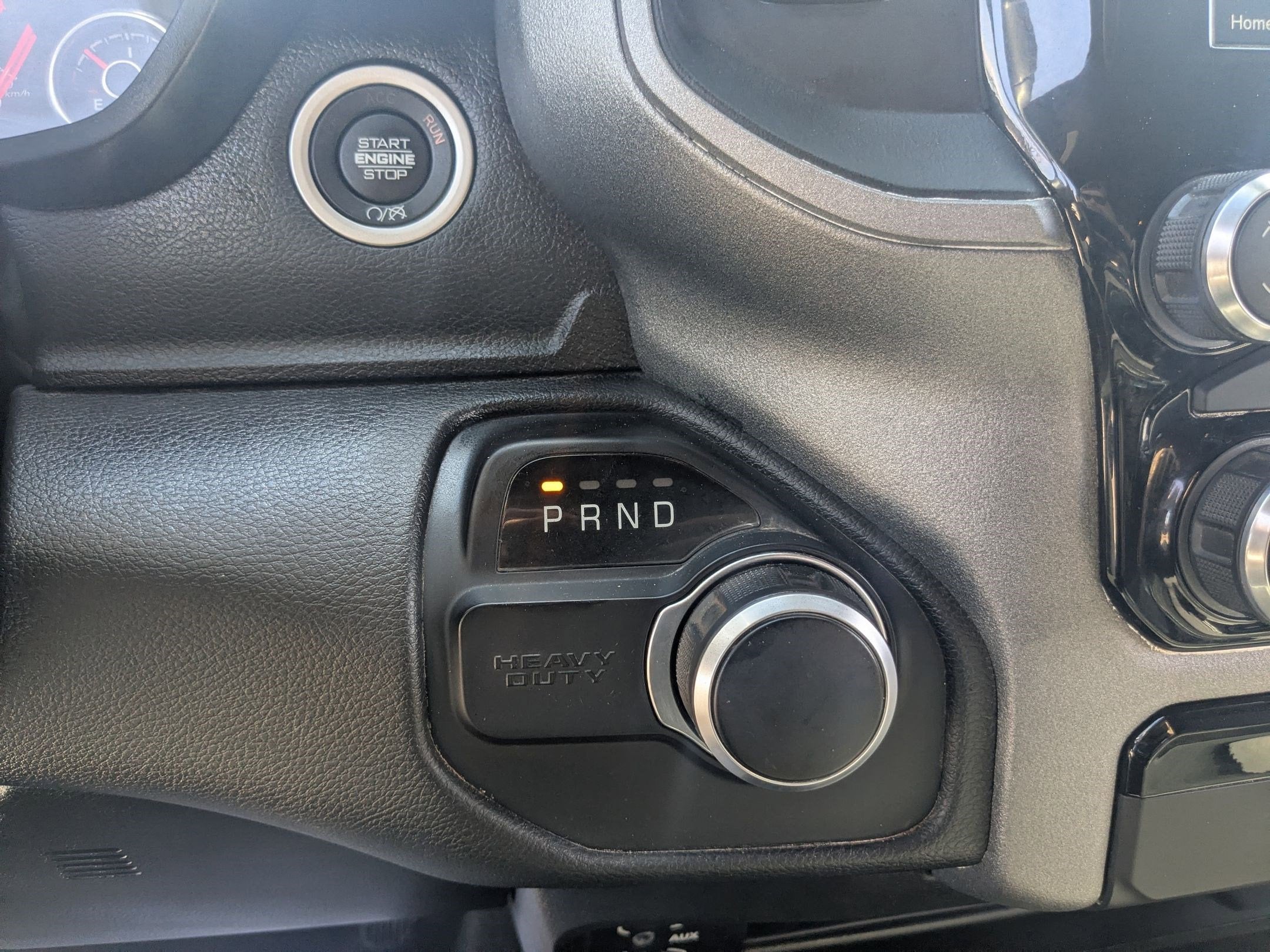 2024 RAM 2500 Tradesman Crew Cab 4x4 6'4' Box