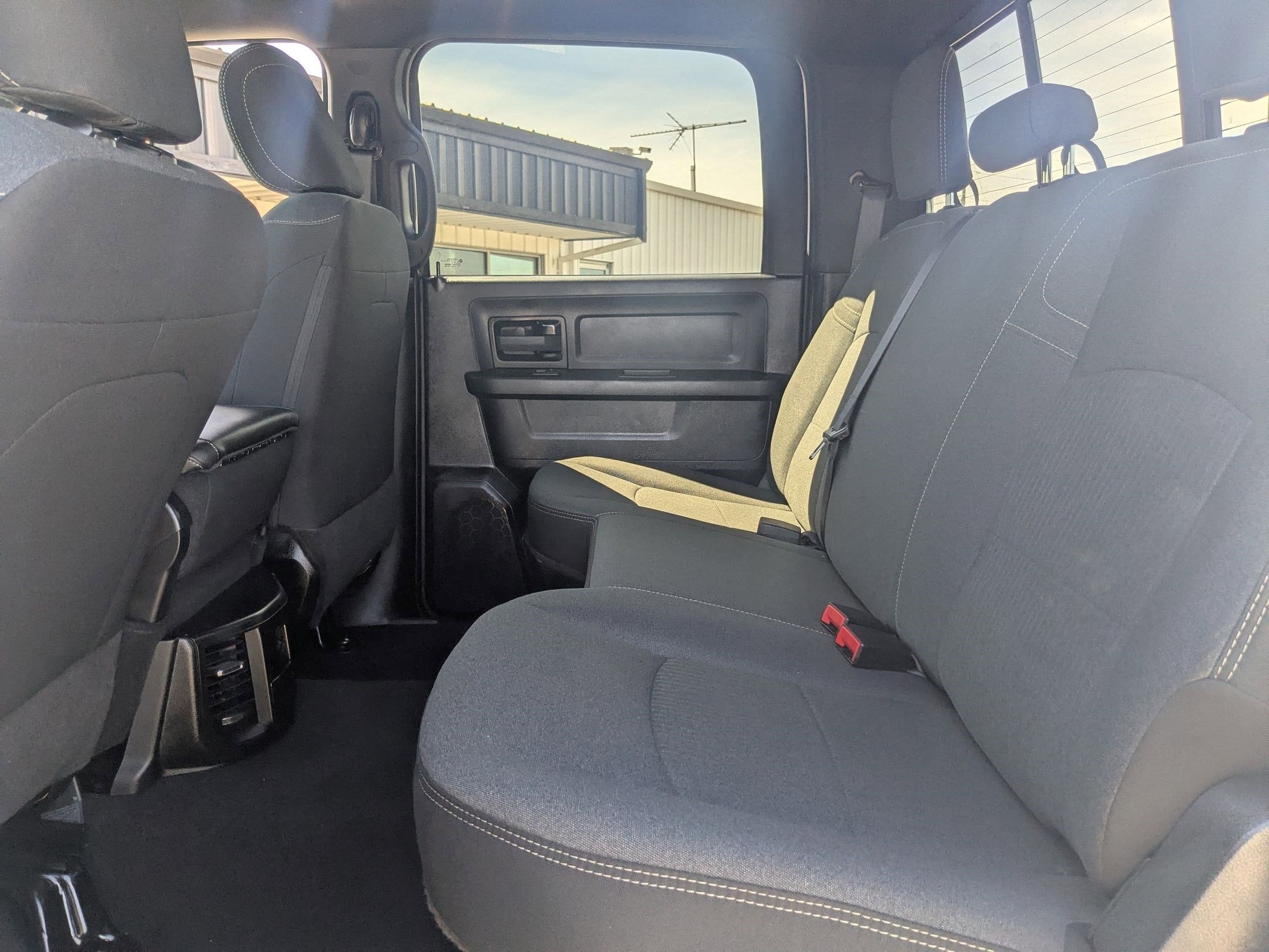2024 RAM 2500 Tradesman Crew Cab 4x4 6'4' Box