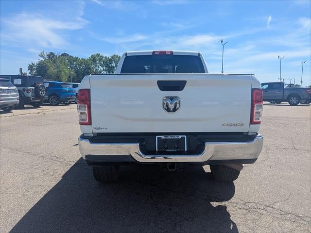 2024 RAM 2500 Tradesman Crew Cab 4x4 6'4' Box