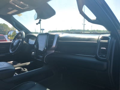 2019 RAM 2500 Limited Crew Cab 4x4 6'4' Box