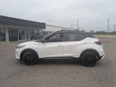 2024 Nissan Kicks SR Xtronic CVT