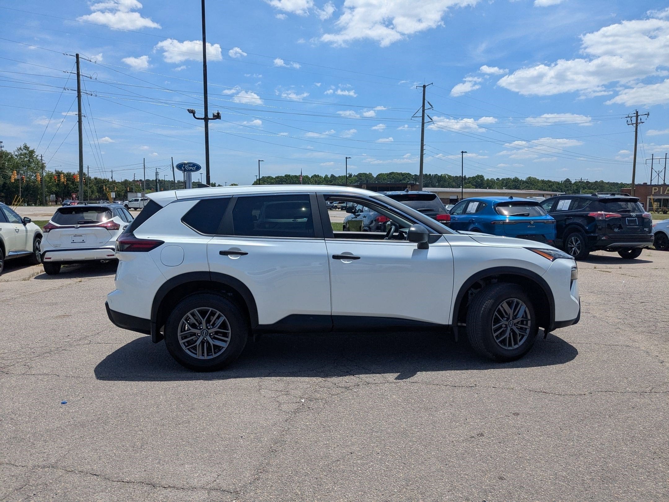 2025 Nissan Rogue S FWD