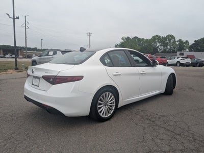 2022 Alfa Romeo Giulia Sprint RWD