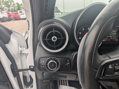 2022 Alfa Romeo Giulia Sprint RWD