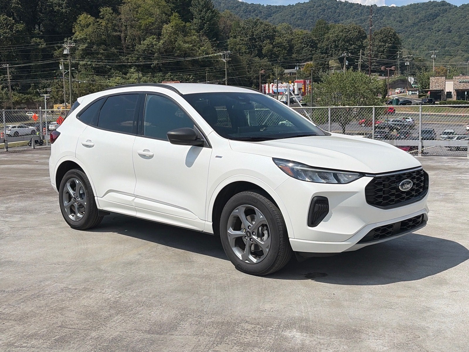 2024 Ford Escape ST-Line