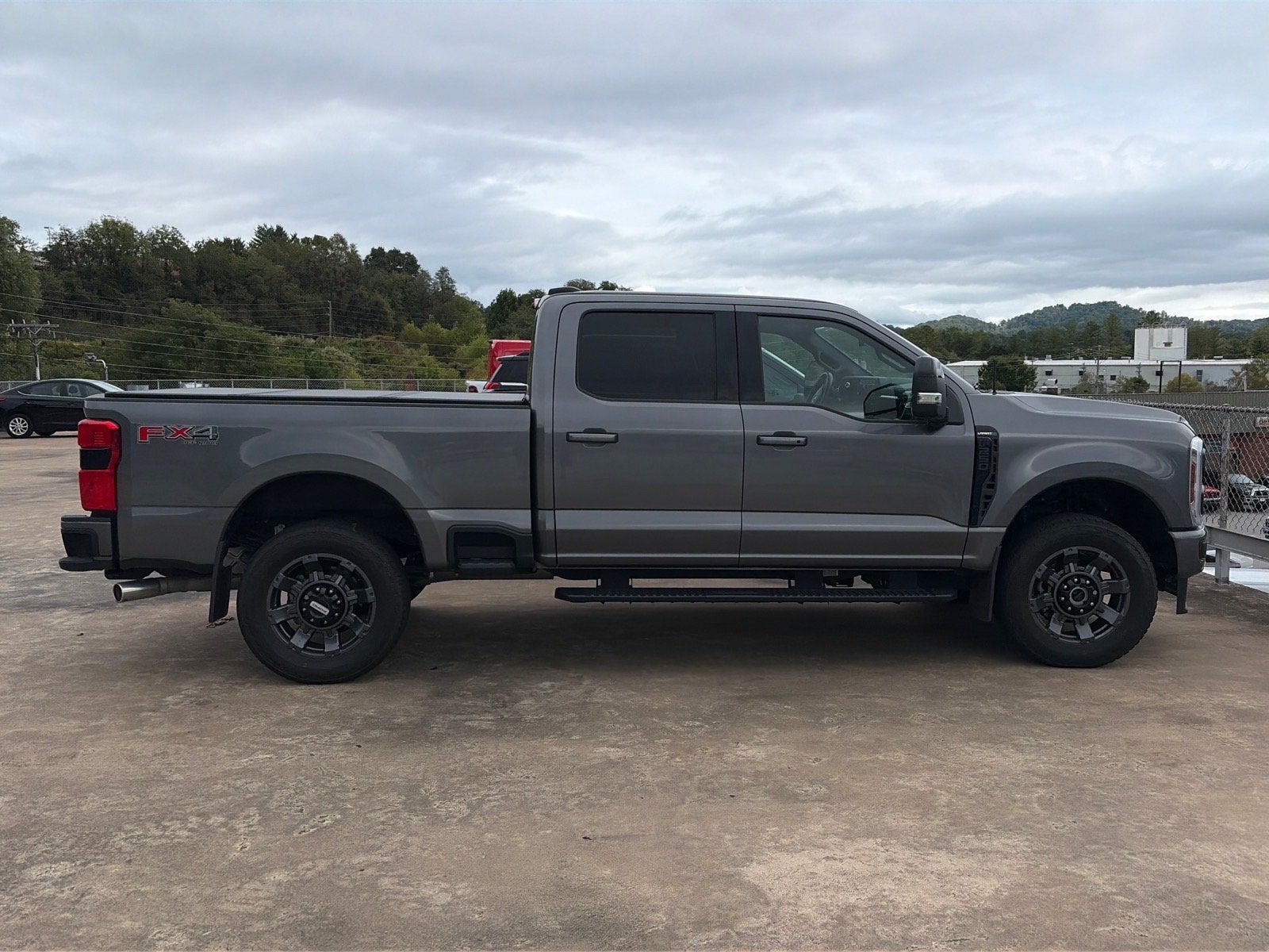 2024 Ford Super Duty F-250 SRW LARIAT