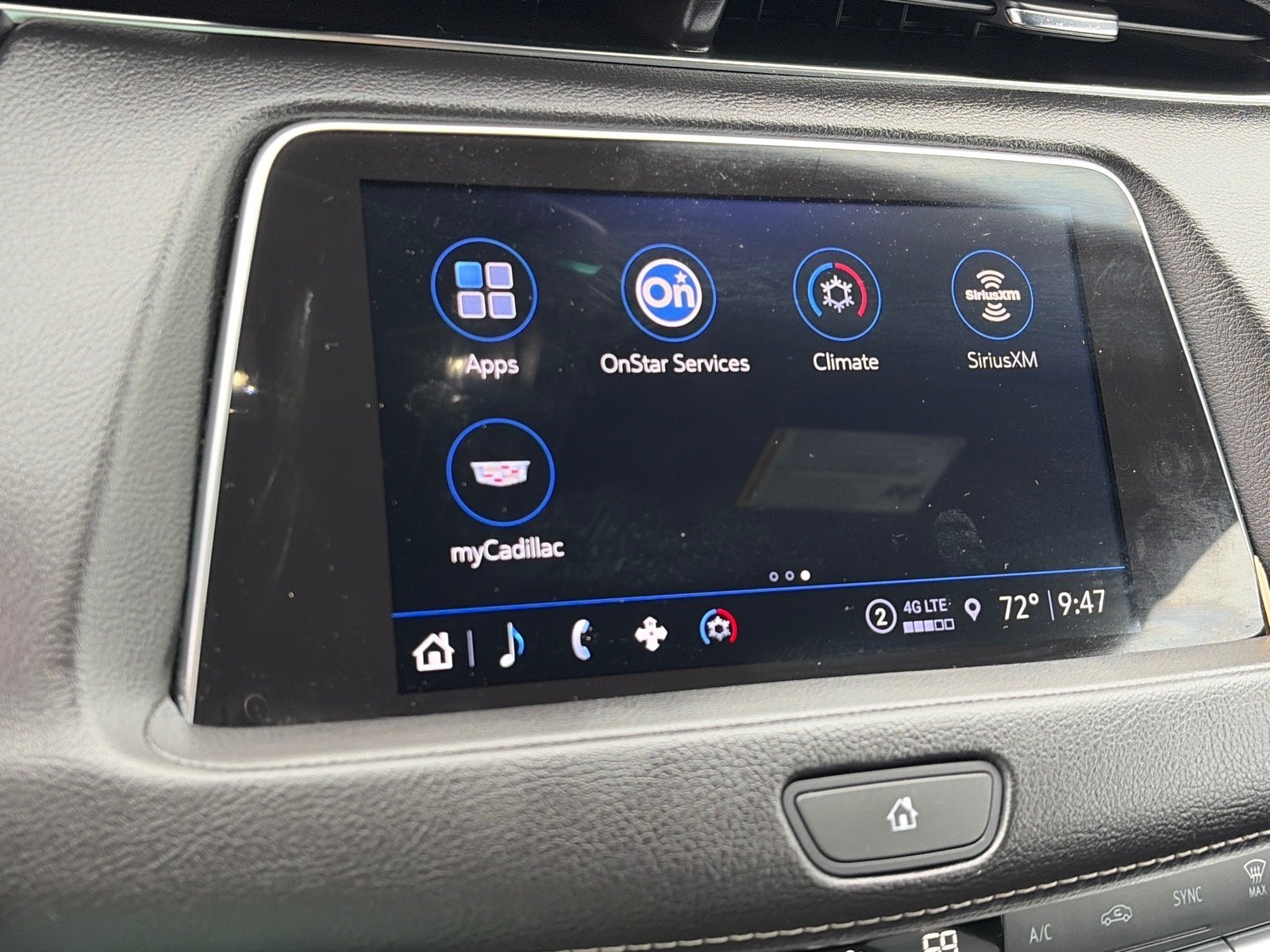 2023 Cadillac XT4 AWD Luxury
