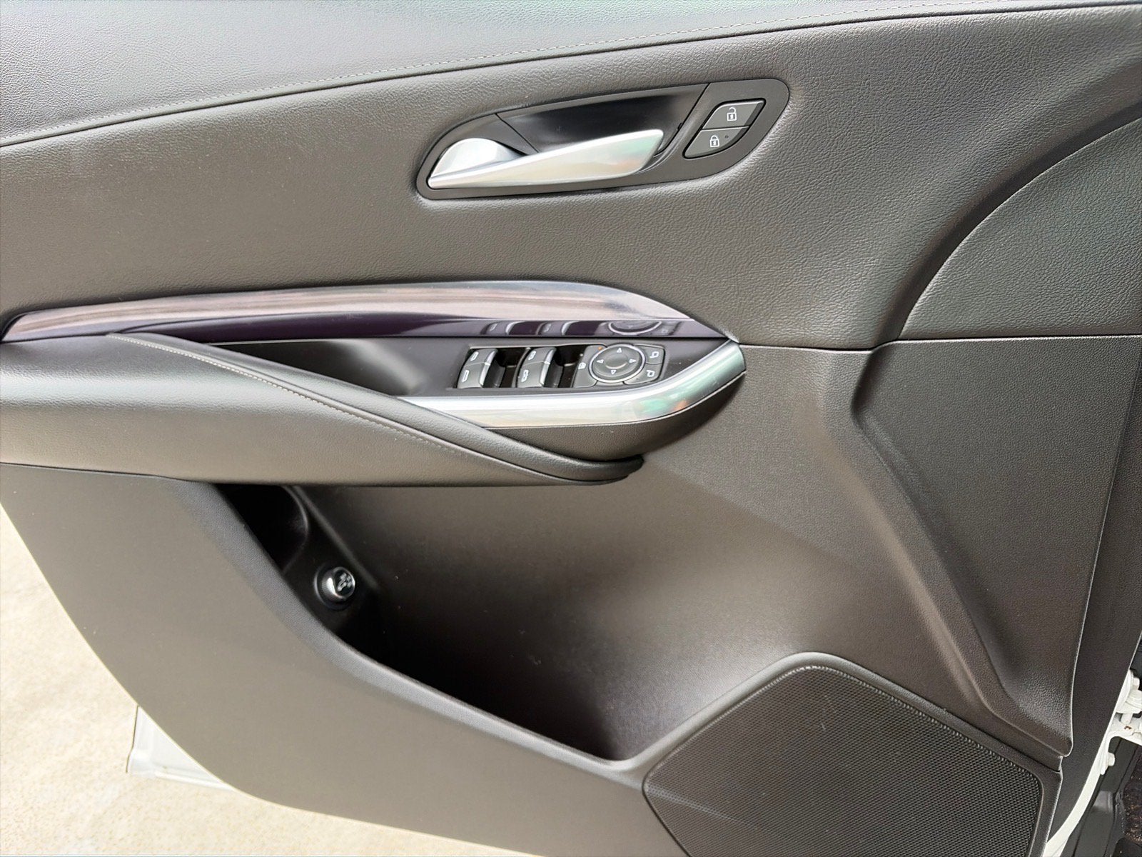 2023 Cadillac XT4 AWD Luxury