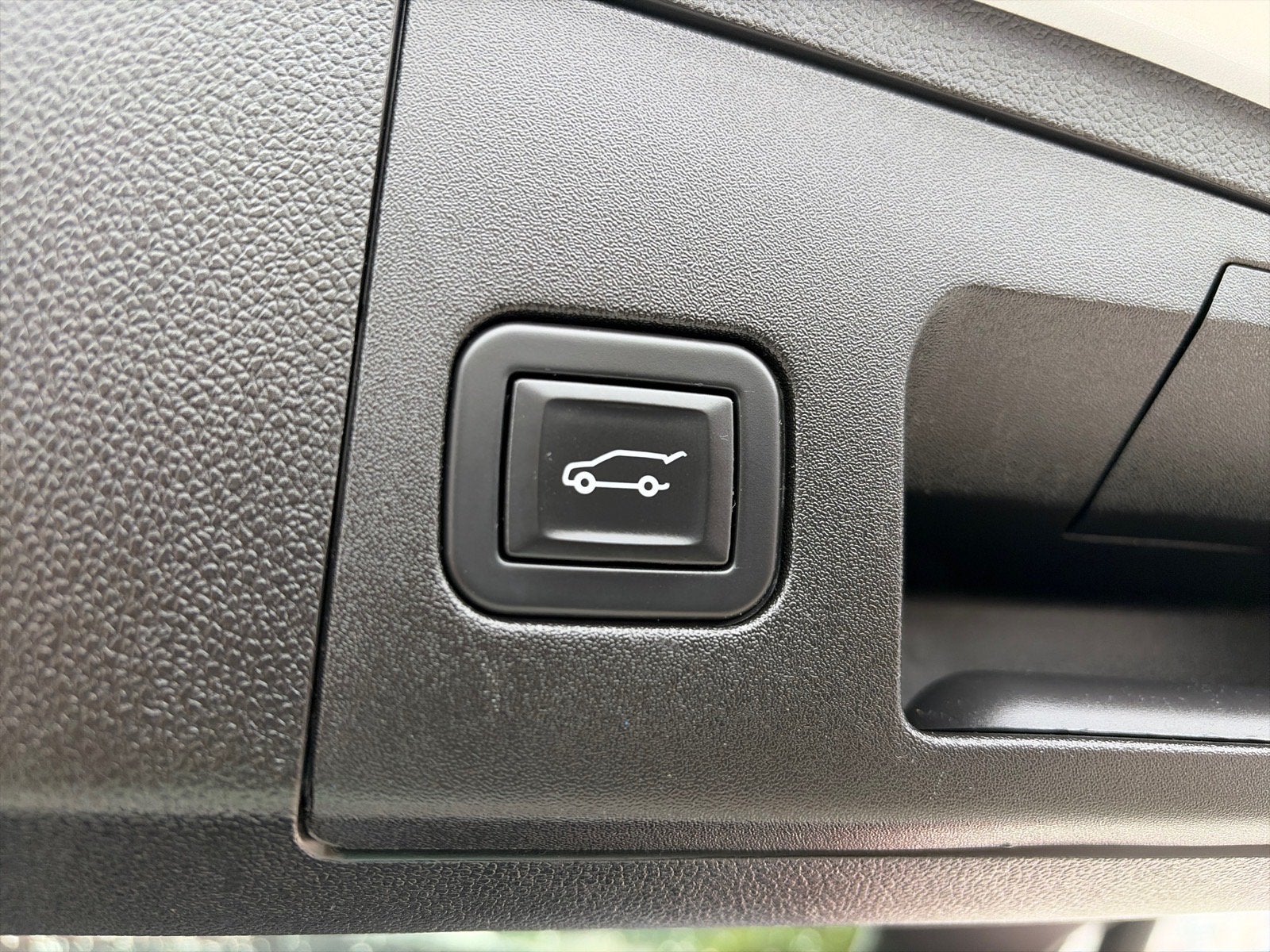 2023 Cadillac XT4 AWD Luxury