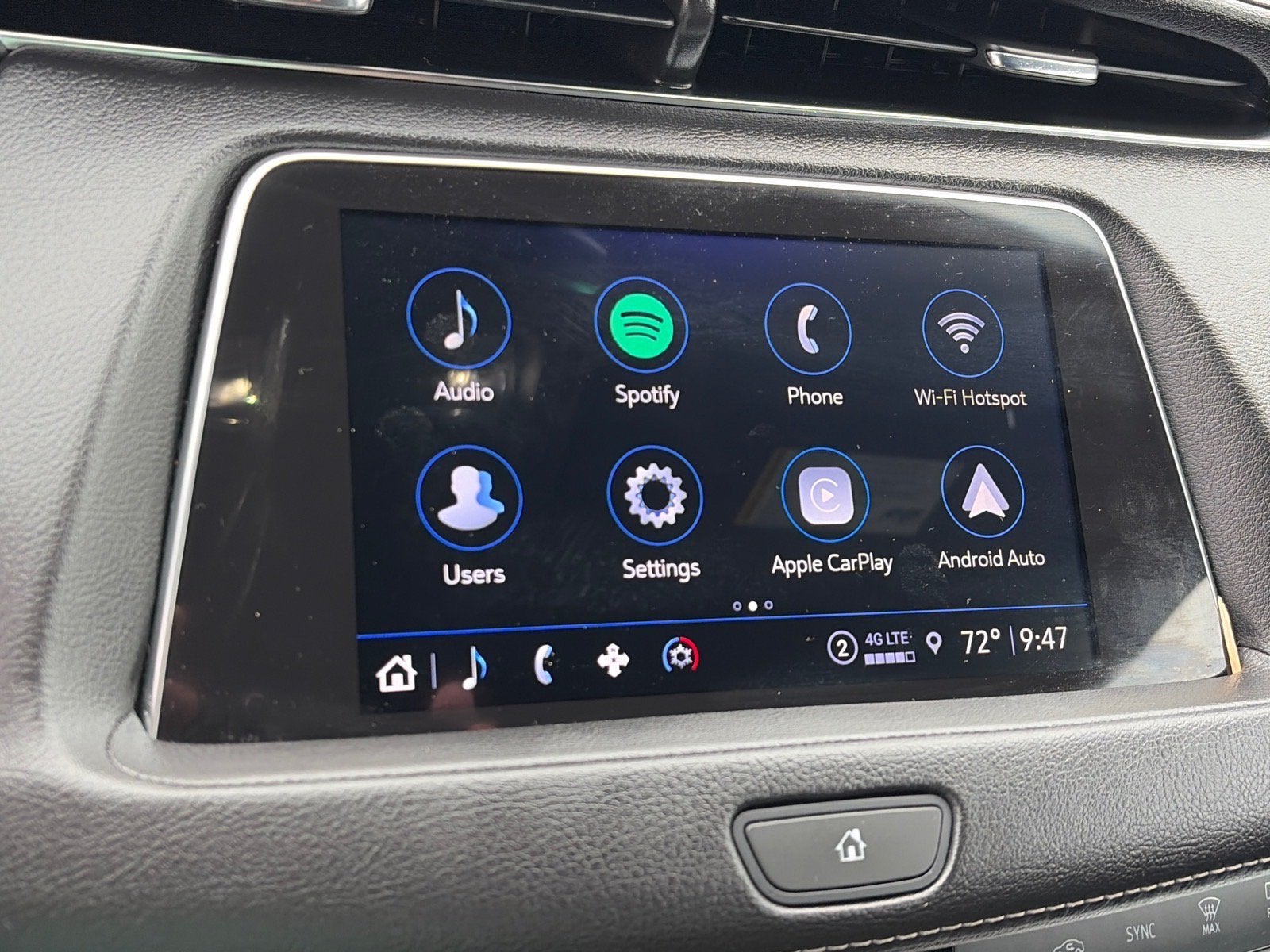 2023 Cadillac XT4 AWD Luxury