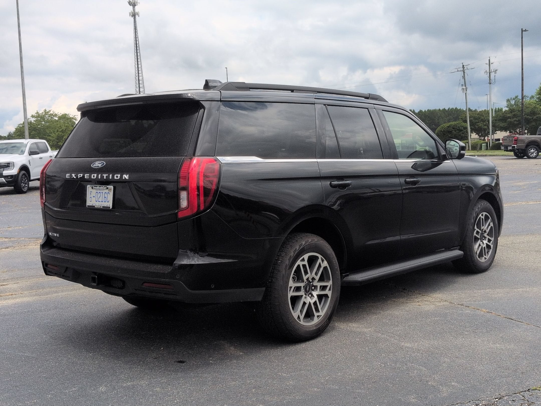 2025 Ford Expedition Active