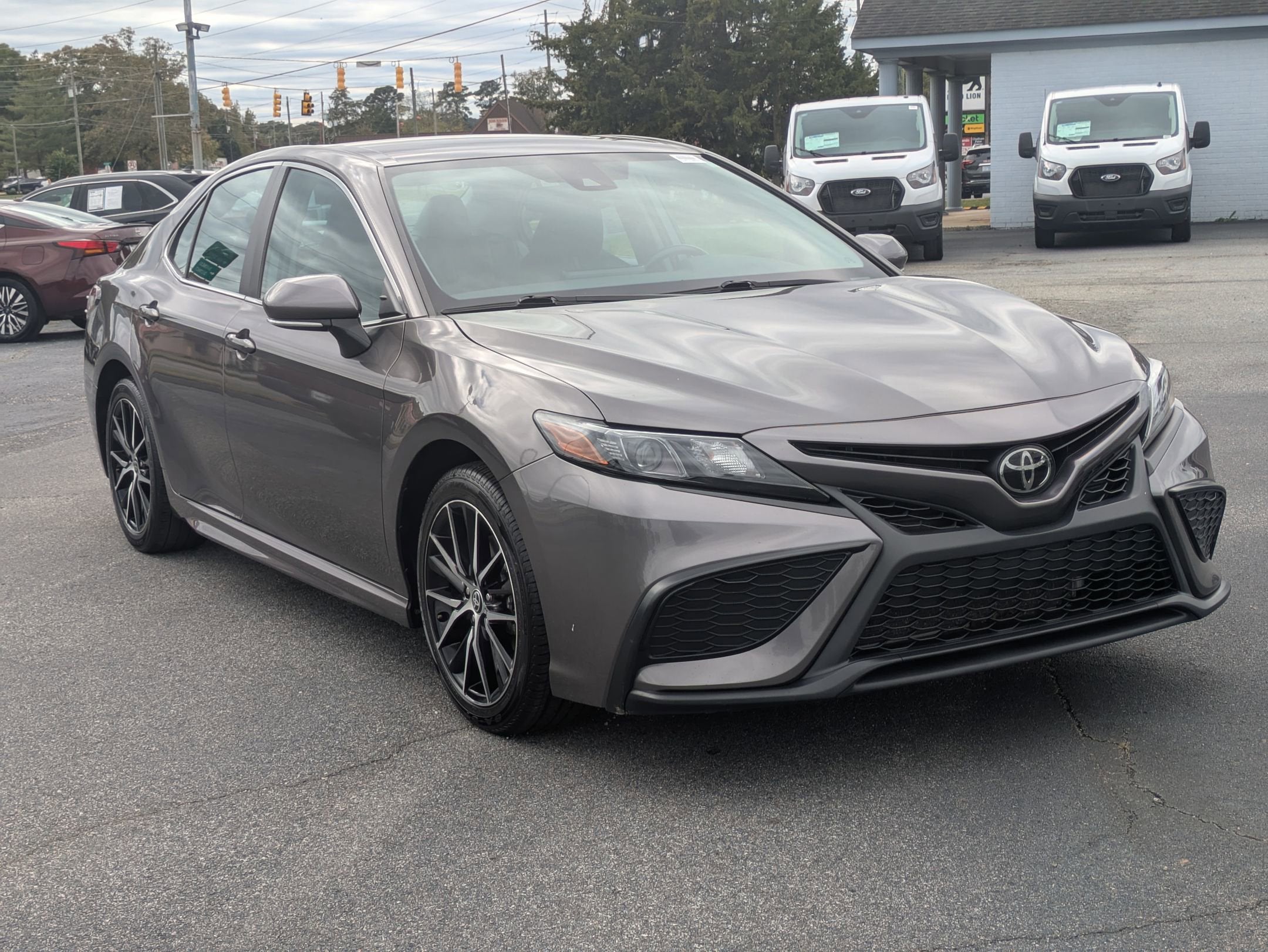 2024 Toyota Camry SE