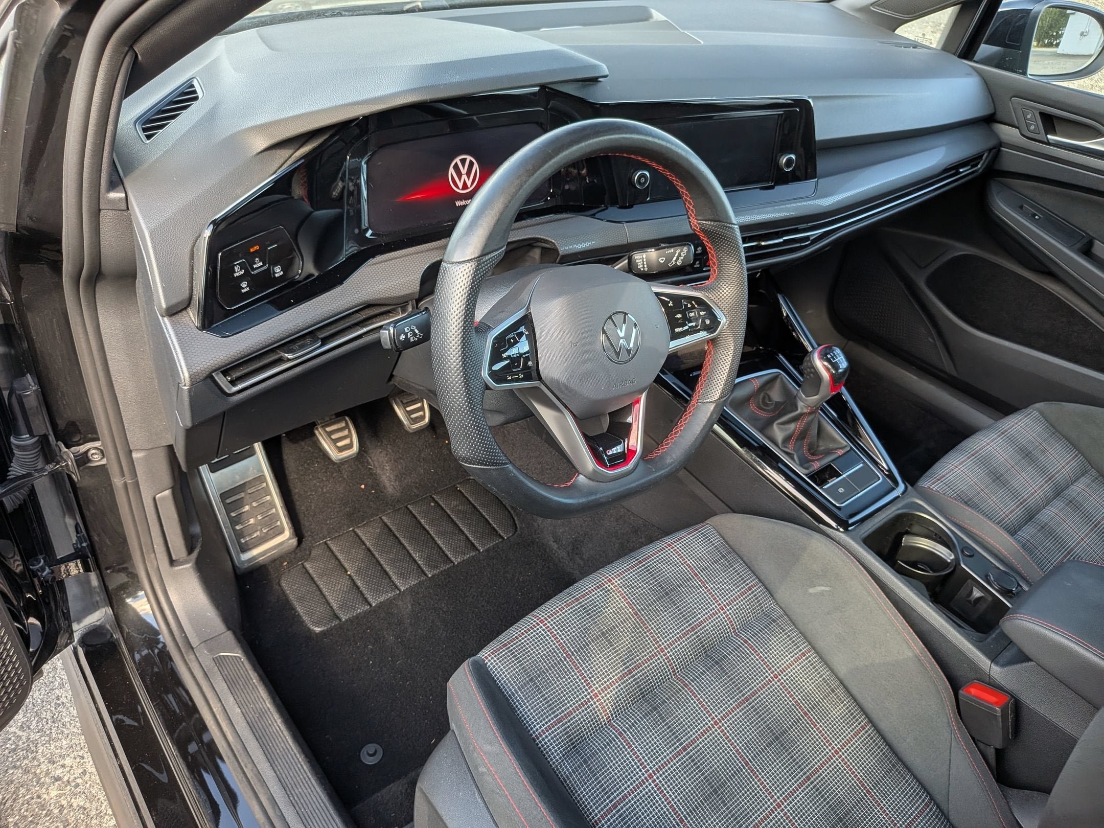 2024 Volkswagen Golf GTI 380 S