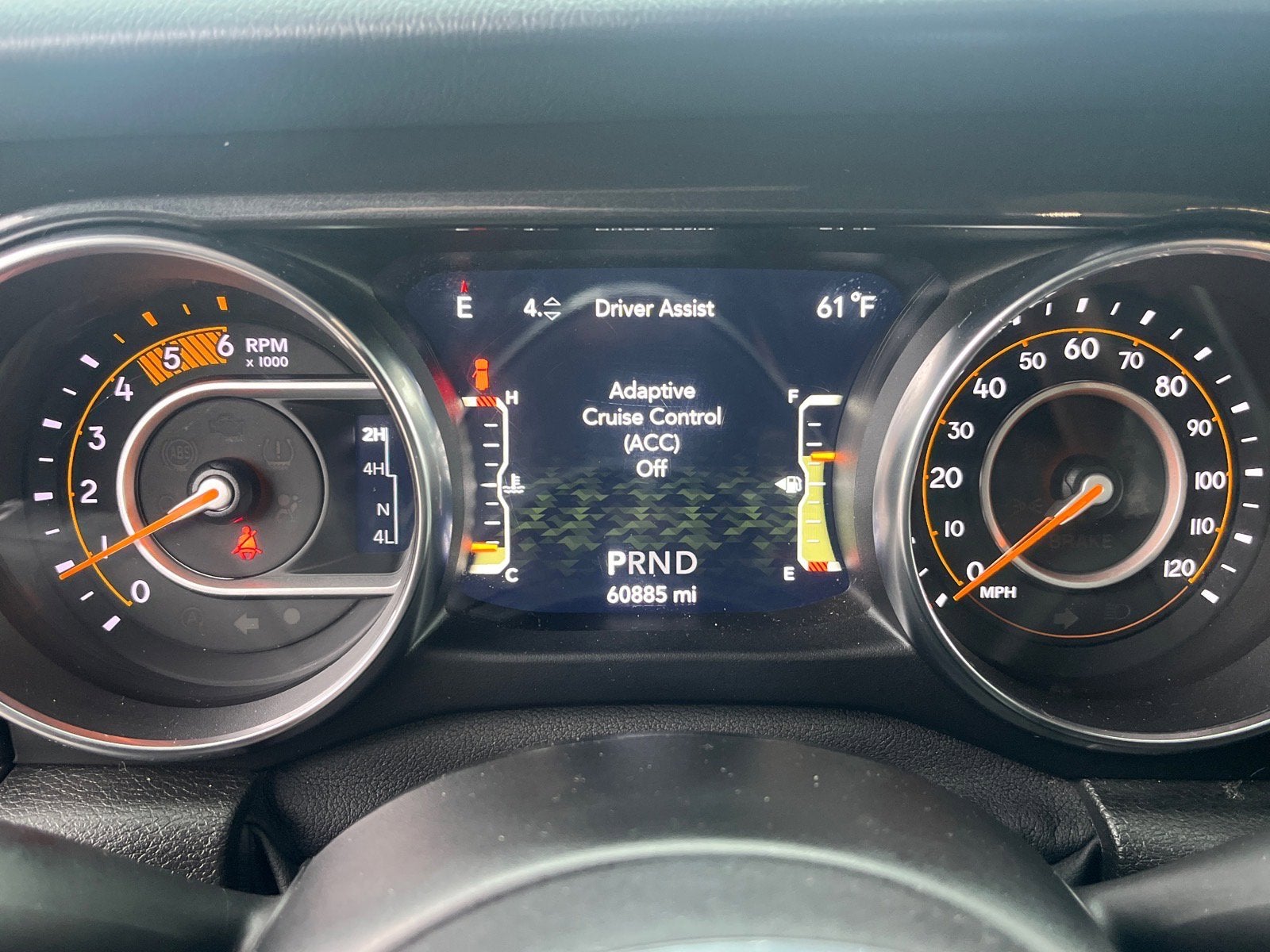 2020 Jeep Wrangler Unlimited Sahara Altitude