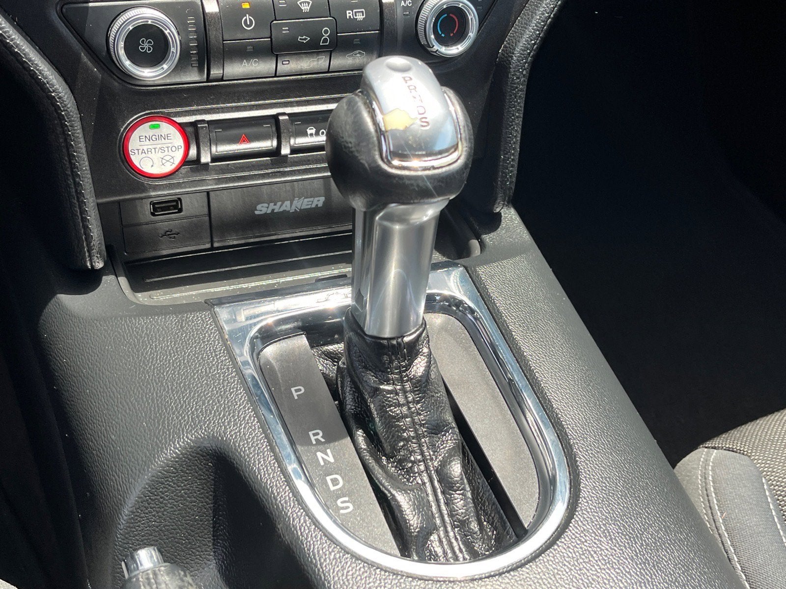 2017 Ford Mustang V6
