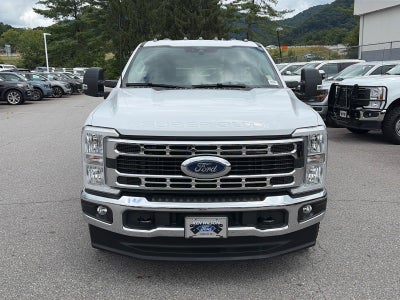2026 Ford Super Duty F-350 DRW XL