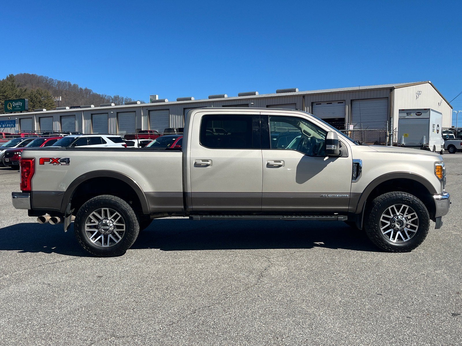 2017 Ford Super Duty F-250 SRW Lariat