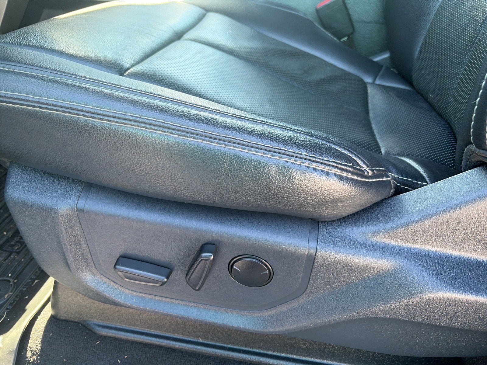 2022 Ford Super Duty F-250 SRW LARIAT