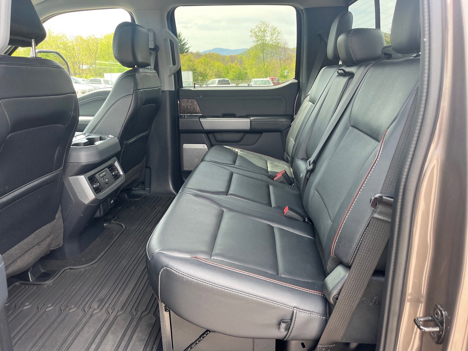 2023 Ford Super Duty F-250 SRW LARIAT