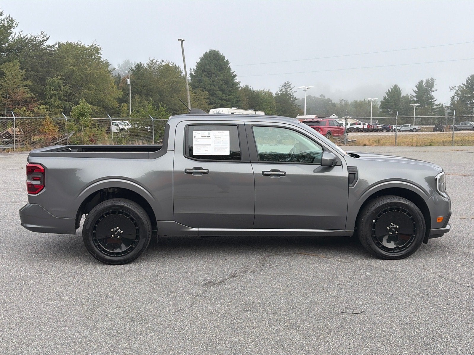 2025 Ford Maverick Lobo Standard