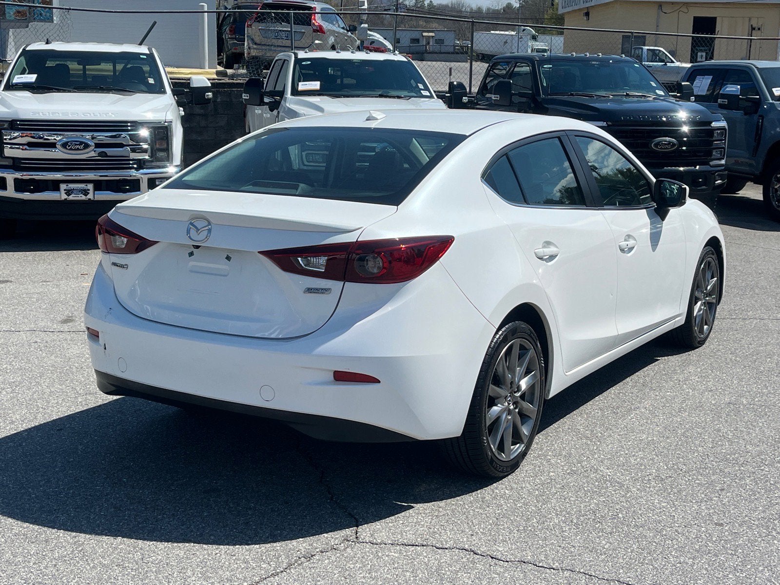 2018 Mazda Mazda3 4-Door Touring