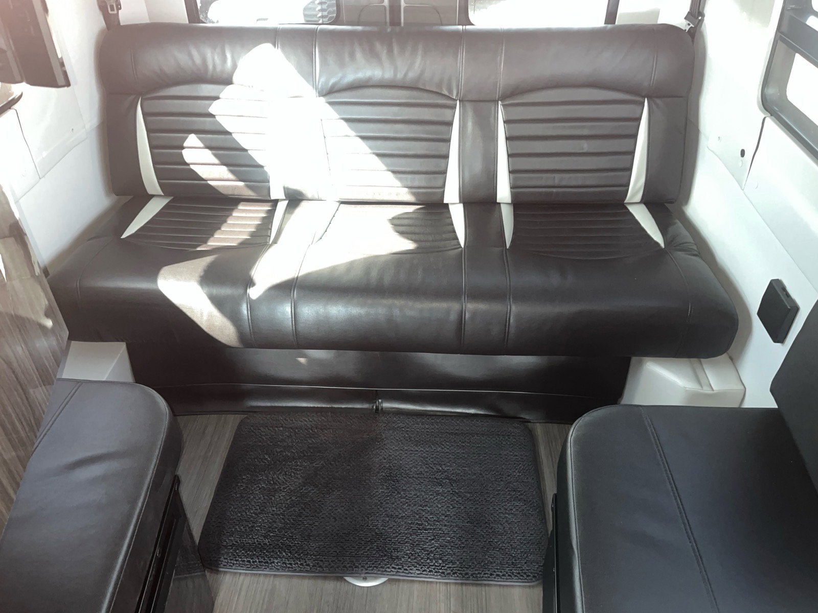 2016 Mercedes-Benz Sprinter Chassis-Cabs 3500