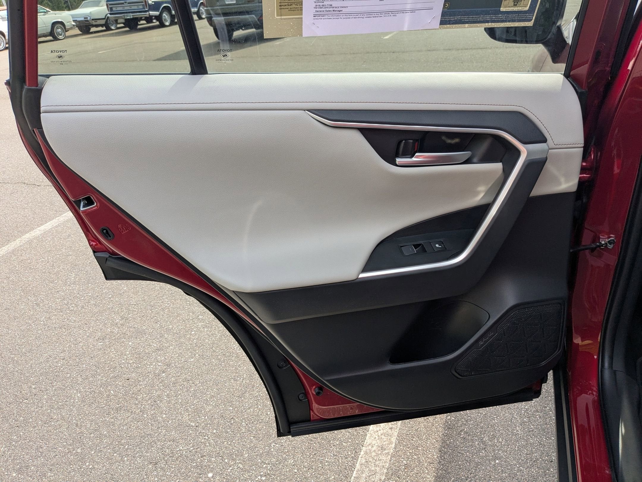 2023 Toyota RAV4 Limited - Photo 25