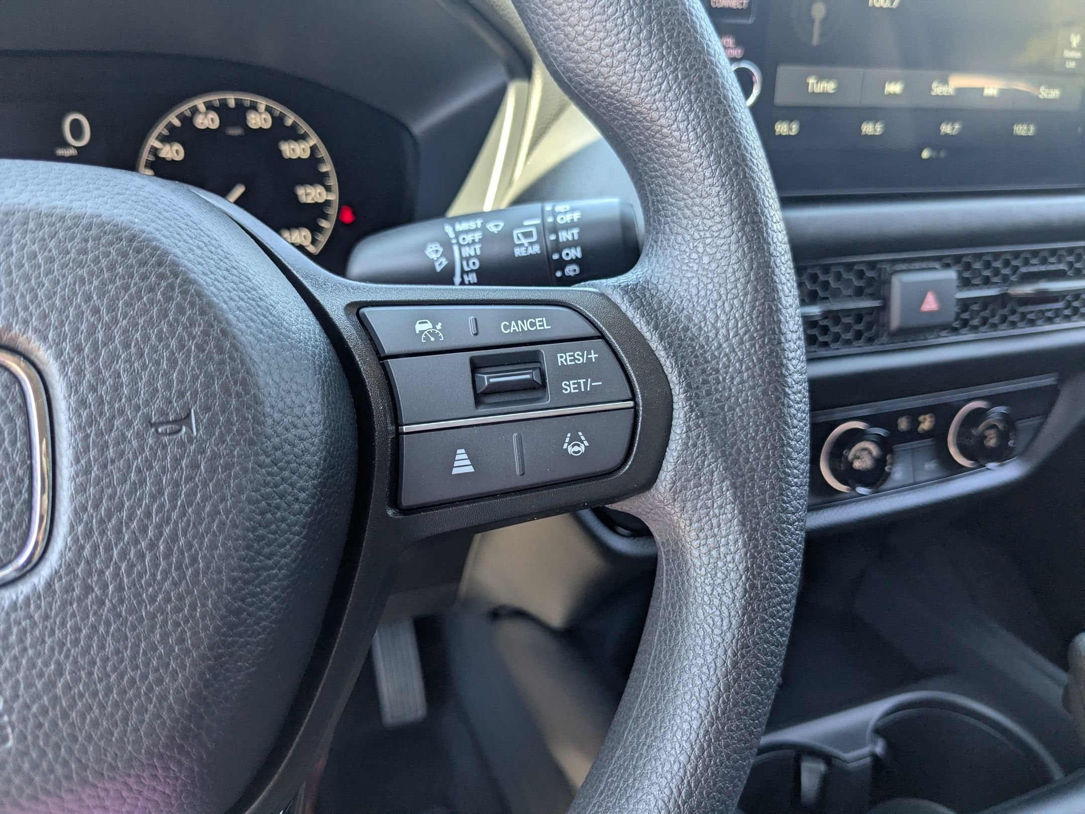 2026 Honda HR-V LX