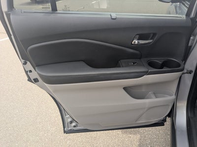 2022 Honda Pilot 2WD Special Edition