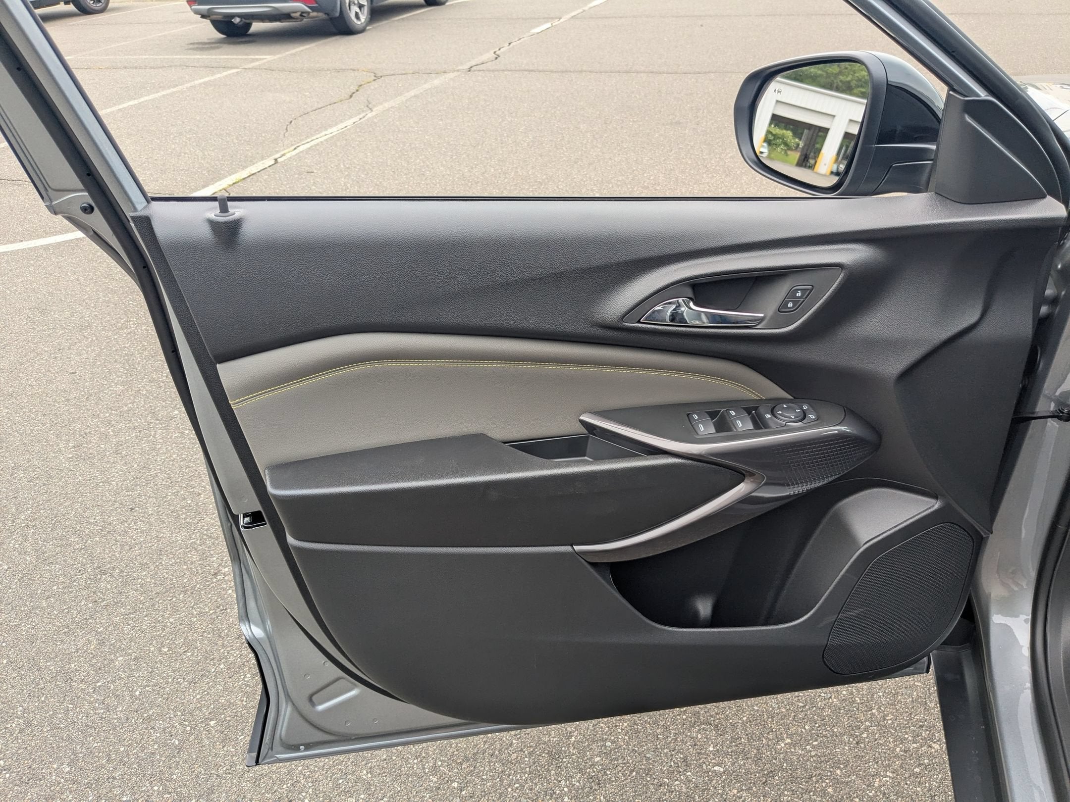 2026 Chevrolet Trax Activ - Photo 11