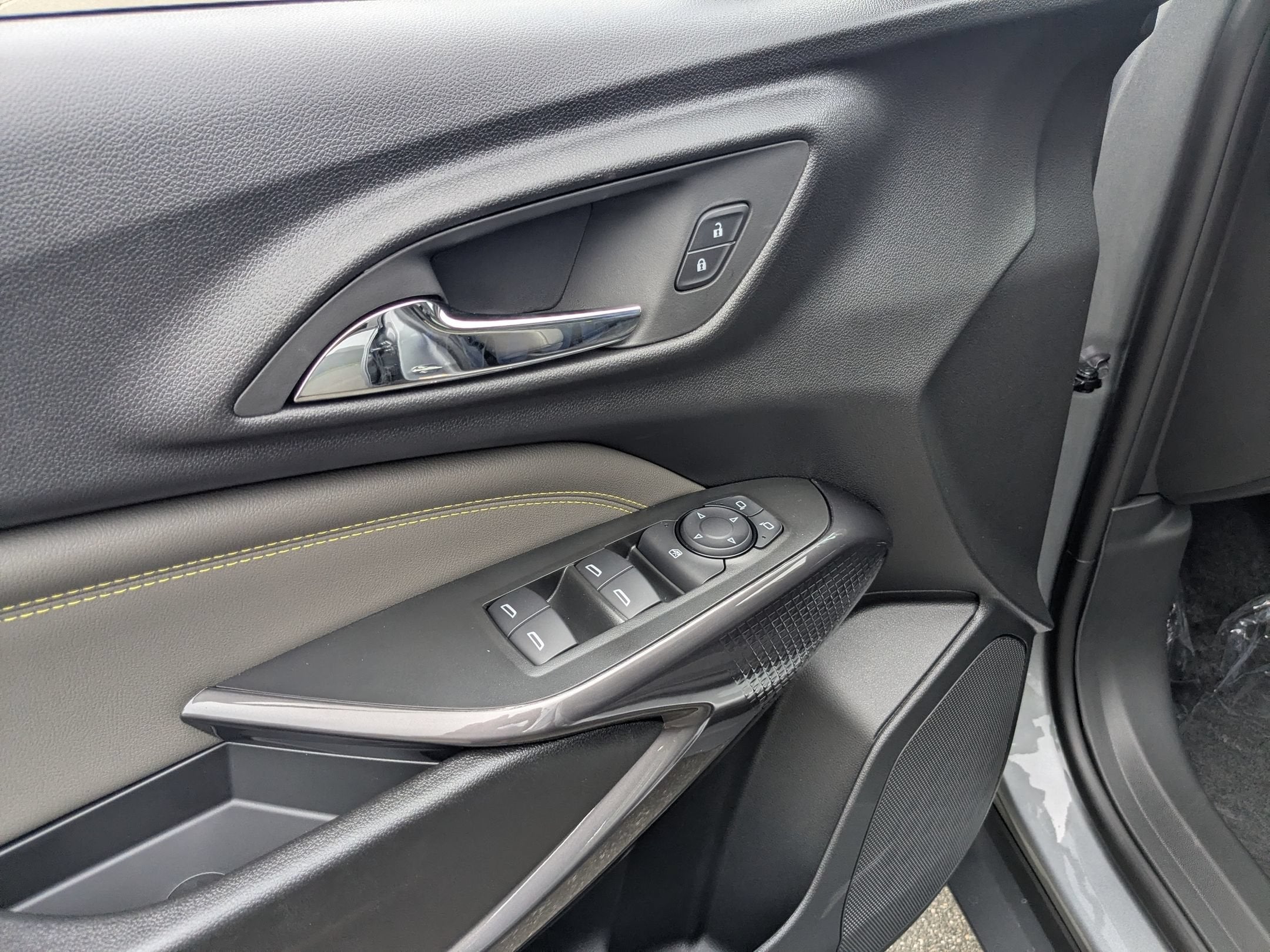 2026 Chevrolet Trax Activ - Photo 12